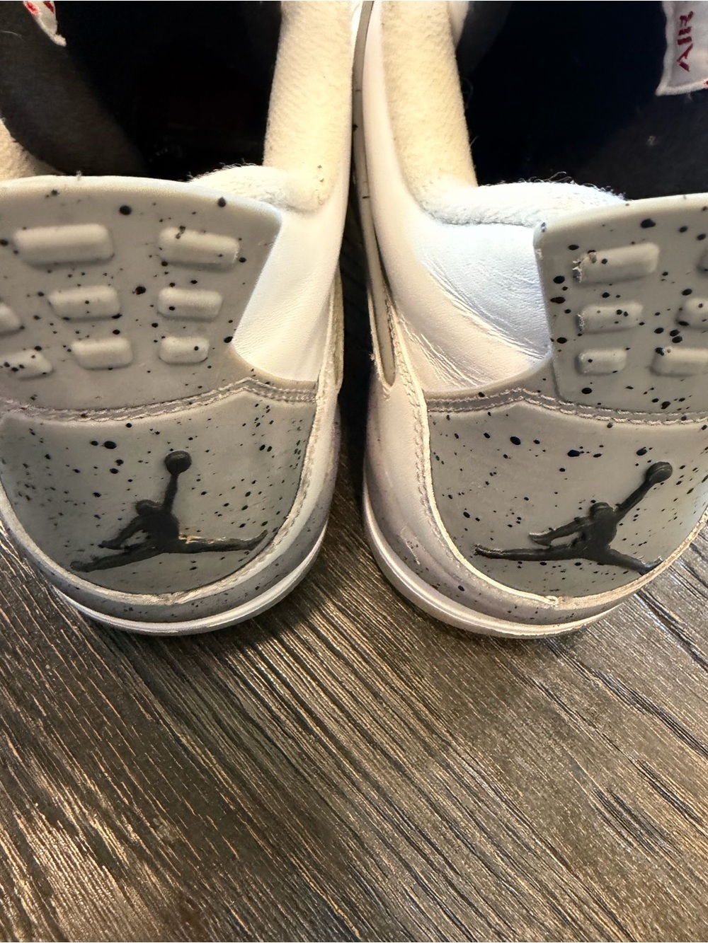 Jordan 4 Retro OG Mid White Cement - Size 11 - Picture 9 of 12